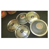 Vintage Hubcaps(3-Buick,2 Ford)