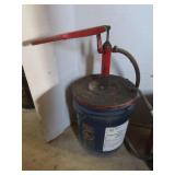 5 Gal Bucket w/pump 80W-90 Gear Oil,near empty