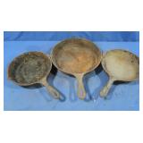 3 Cast Iron Skillets,1-10.5"&2 8" Lodge