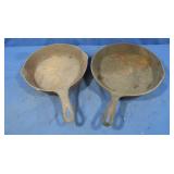 2 Cast Iron Skillets,10.5"