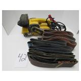 DeWalt Belt Sander w/Sanding Belts DW4231