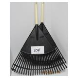 2 Rakes-never used
