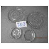 McKee Rock Crystal-2 plates, 2 Bowls