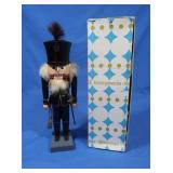 Erzgebirgische Volkskunst German Nutcracker w/box