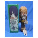 Erzgebirgische Volkskunst German Nutcracker w/box