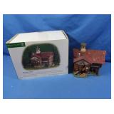 Dept. 56 New England " The Cranberry House" 2000