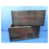 Vintage 2 Canada Dry Beverage Boxes