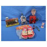 Tool Bench,Snoopy Sandals in package&more