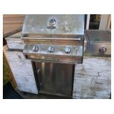 Uniflame Gas Grill, w/faux Brick Sides,Needs
