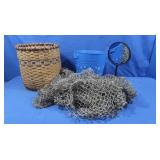 Table,Mirror,12",Fish Netting,Wicker Basket