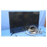 Samsung Flatscfreen TV w/Remote 29"X17" (WORKS)