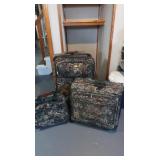 Ricardo Atlantic Floral Rolling 3-pc Luggage Set