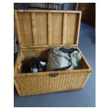 Lg Wicker Chest w/Contents(36x20x20.5"),Air