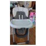 Graco HighChair w/Seat Pad,Foldable