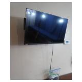 Philips ROKU TV w/Wall Mount/Remote-28.5x16.75"