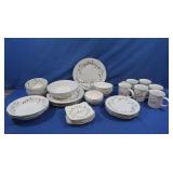 Pfaltzgraff "Winterberry" Dish Set