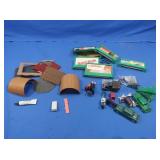 Plasticville House Cars&Signs