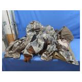 Camo pcs. Matching pant/jacket L,Sm Coat