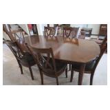 84x42' w 18' Leaf Dining Table & 6 Chairs (66x42