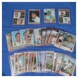 (30) Topps Baseball Cards Mixed Yrs. VG-NM