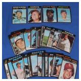 (50) 1971 Topps Baseball Cards VG-NM