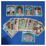 (25) 1972 Topps Baseball Cards EX-NM