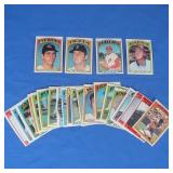 (25) 1972 Topps Baseball Cards EX-NM