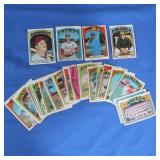 (25) 1972 Topps Baseball Cards EX-NM