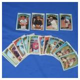 (25) 1972 Topps Baseball Cards EX-NM
