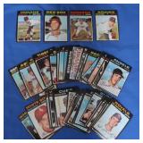 (50) 1971 Topps Baseball Cards VG-NM