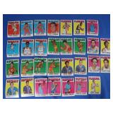 (30) 1971 Topps Basketball Cards EX-NM