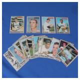 (25) 1970 Topps Baseball Cards G-VG