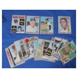 (25) 1970 Topps Baseball Cards G-VG