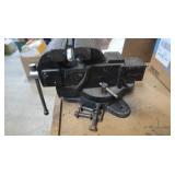 Hvy Duty Bench Vice w/bots