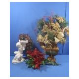 Christmas Planter w/Floral, Garland &more
