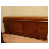 Lane Cedar Chest 47x18.5x21'H *Lid hinges broken
