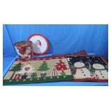 Christmas Plate,Trash Can &Throw Rugs
