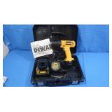 DeWalt DW907 Cordless Drill w/battery and charger