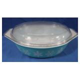 Vintage Pyrex Casserole Dish w/Lid