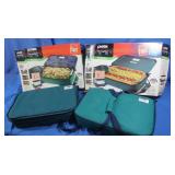2 Pyrex Portables 4 pc Insulated Food Carrier Set