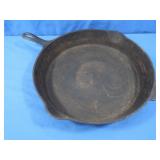 Antique Griswold #12, 719 Skillet 14"
