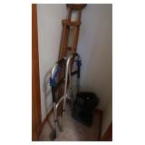 2 pr Wooden Crutches,Foldable Walker,Air Boot