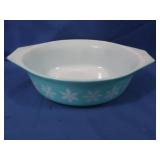 Vintage Pyrex 2.5 qt Snowflake Casserole
