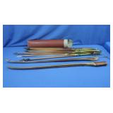 Vintage Fiberglass Straight Bow w/Quiver&Arrows