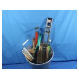 Level,Insect Sprayer,Brushes&more