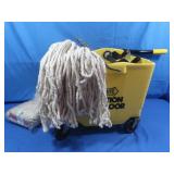 Mop Wringer Bucket w/2 Mop Heads