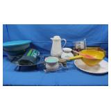 Kitchen Items-Elec Knife,Pitcher,Serving