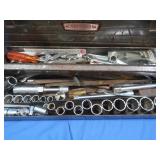 Craftsman Metal Toolbox w/Contents 18x8x9"