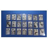 Lot of 21 1969 Deckle cards EX-NM inc. Yaz,