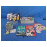 Fleer 2000 Football Cards,NIP 2000 Stars&Stripes
